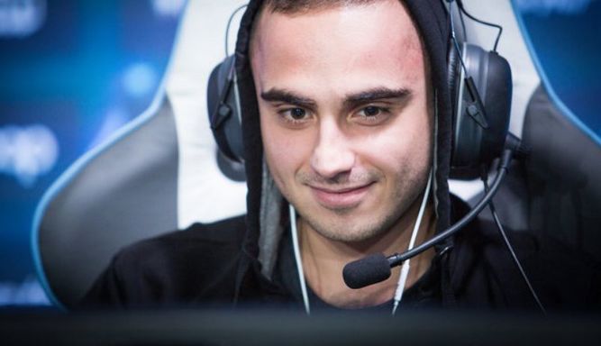 KuroKy, el jugador de oro.