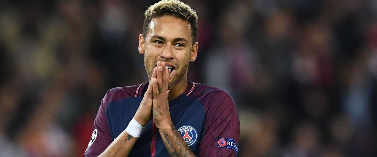 Neymar no puede desconectar del CS:GO ni en el avión