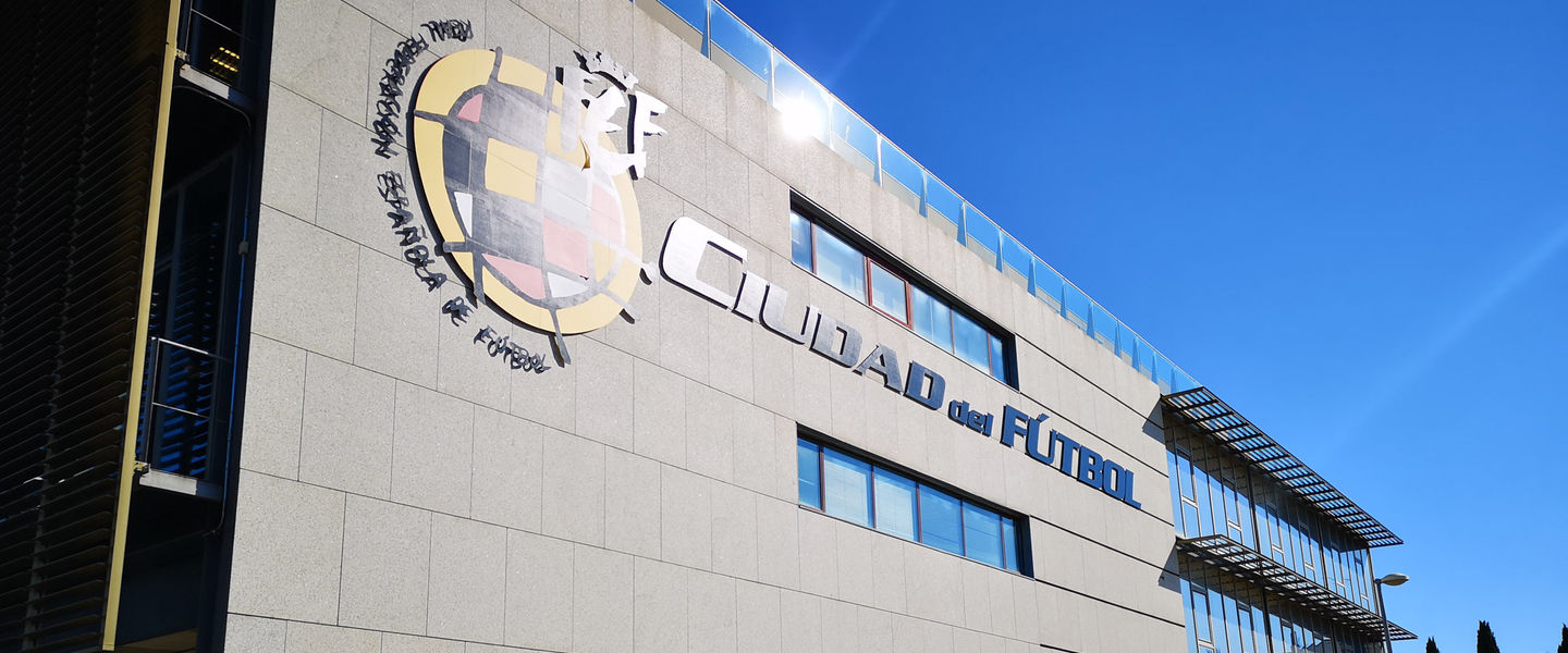 La RFEF organizará una liga para encontrar al mejor jugador español