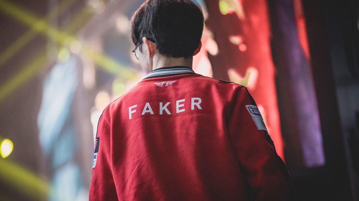 Faker y su salario con T1 tras renovar: 7 millones de dólares - Movistar  eSports