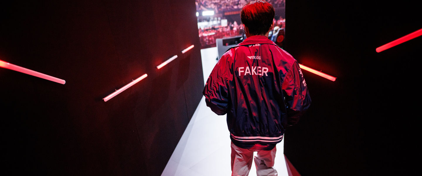 Faker dejó una de las imágenes más impactantes de su carrera, y hay que ayudarle